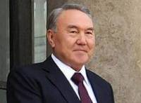 Назарбаев предлагает создать специальный международный фонд по поддержке экономики Украины